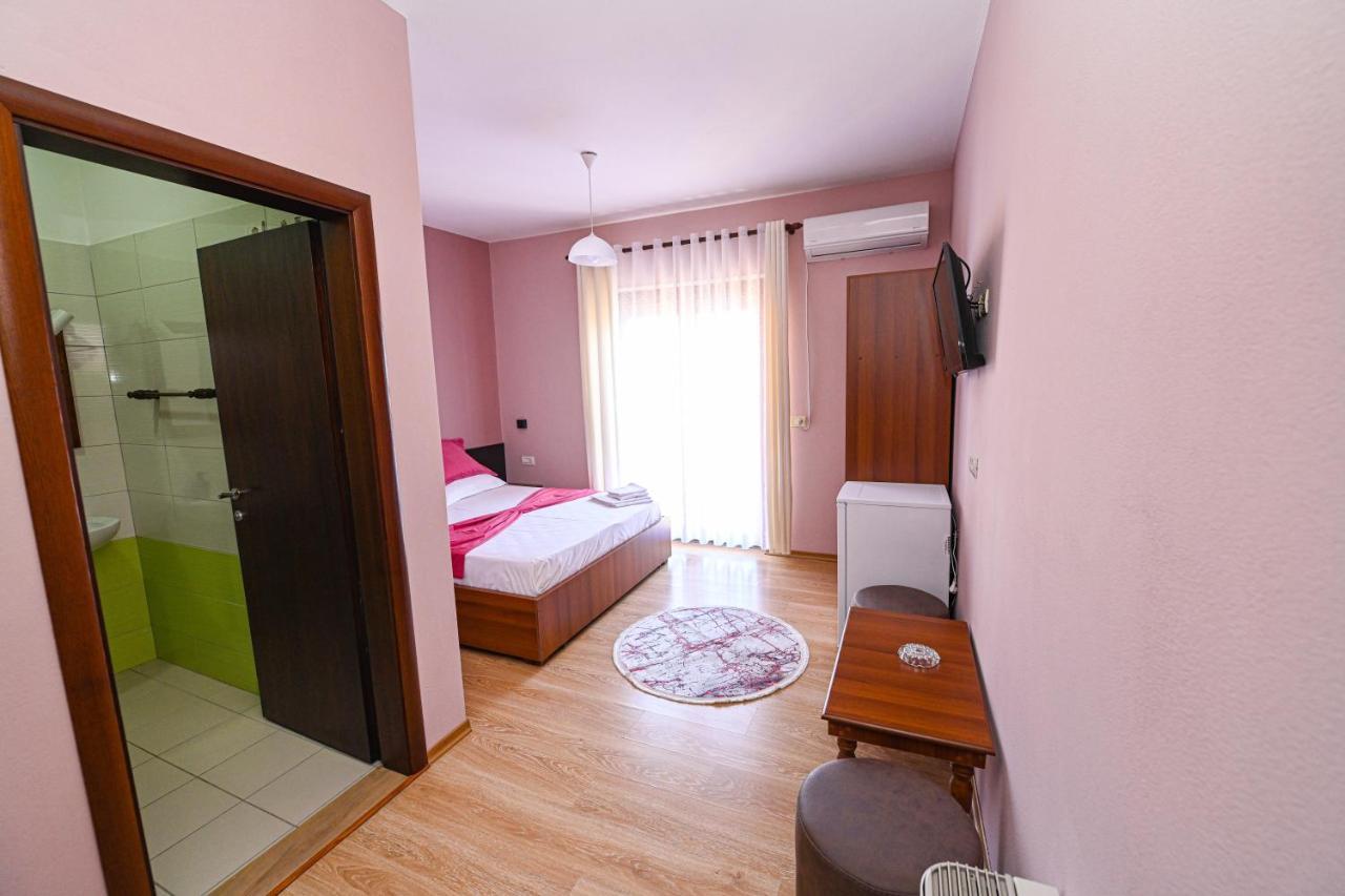 Hotel Epoka Shkodër Exterior foto